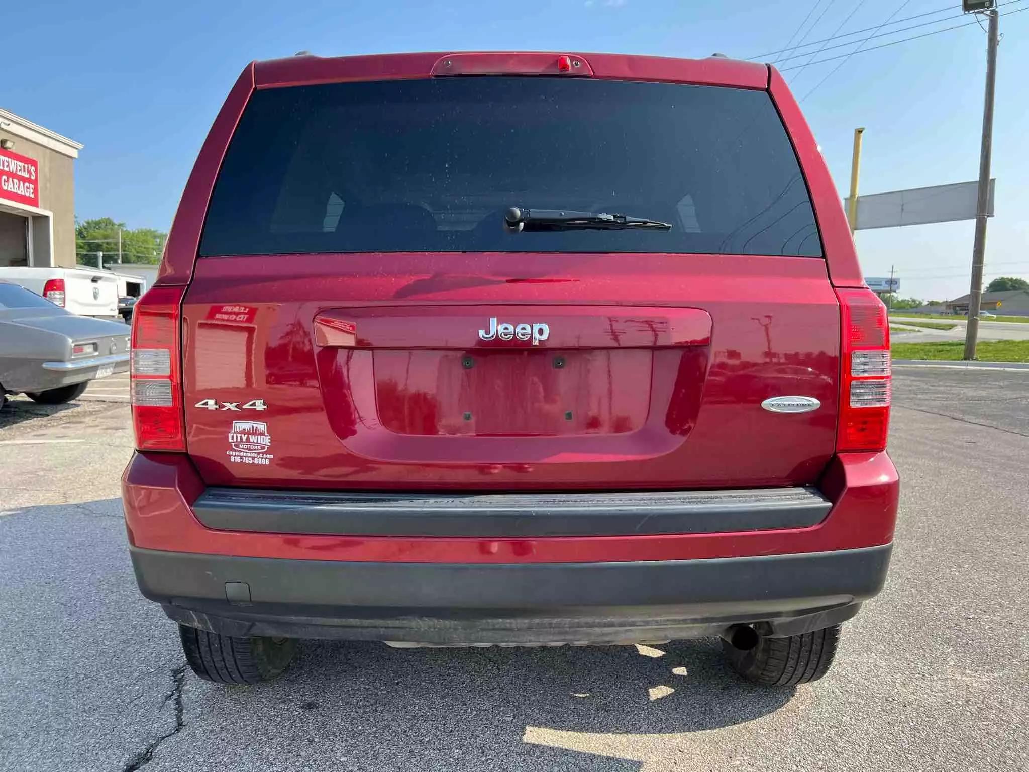 Jeep Patriot 2014 Maroon