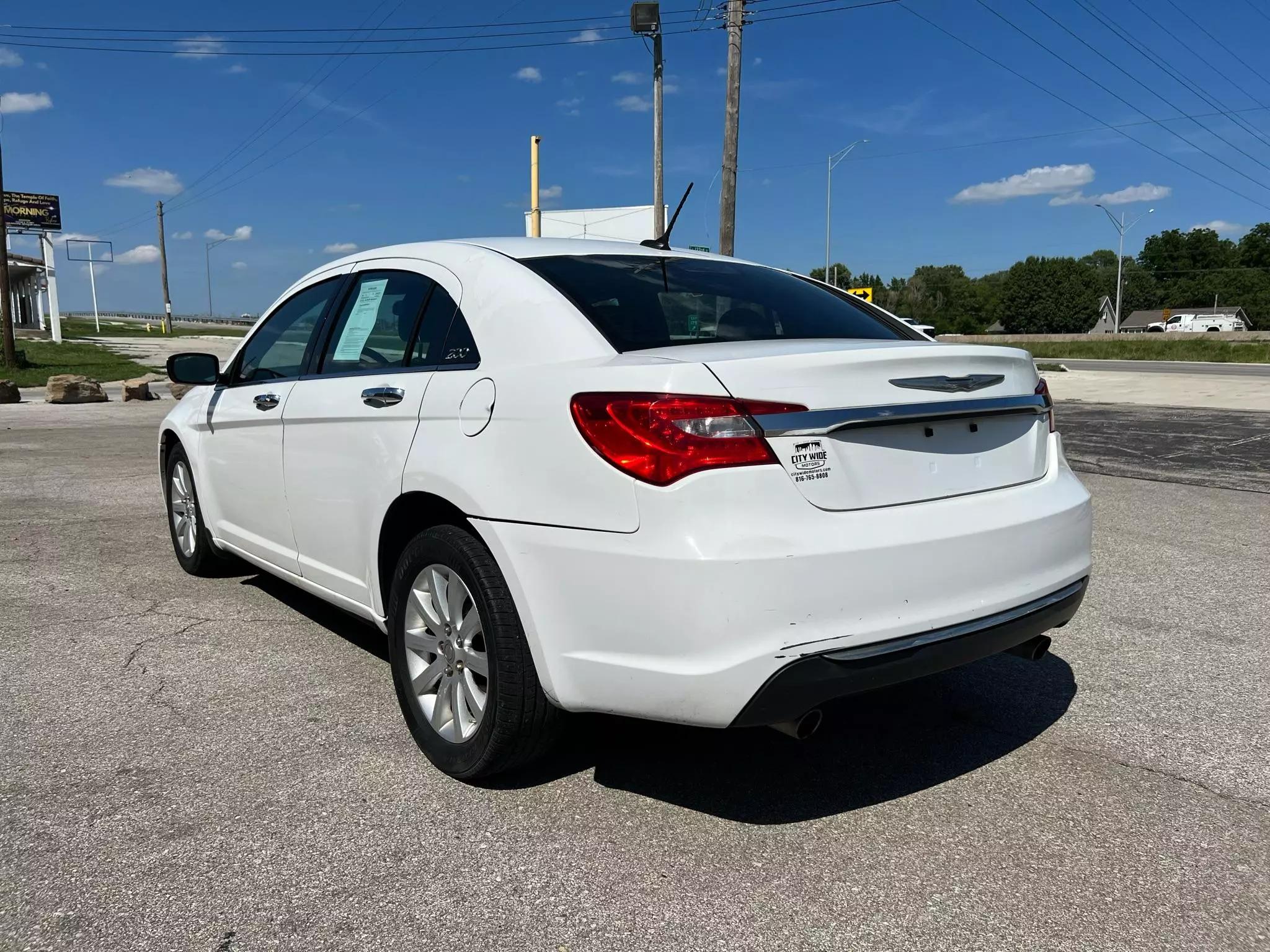 Chrysler 200 LIMITED 2014 White