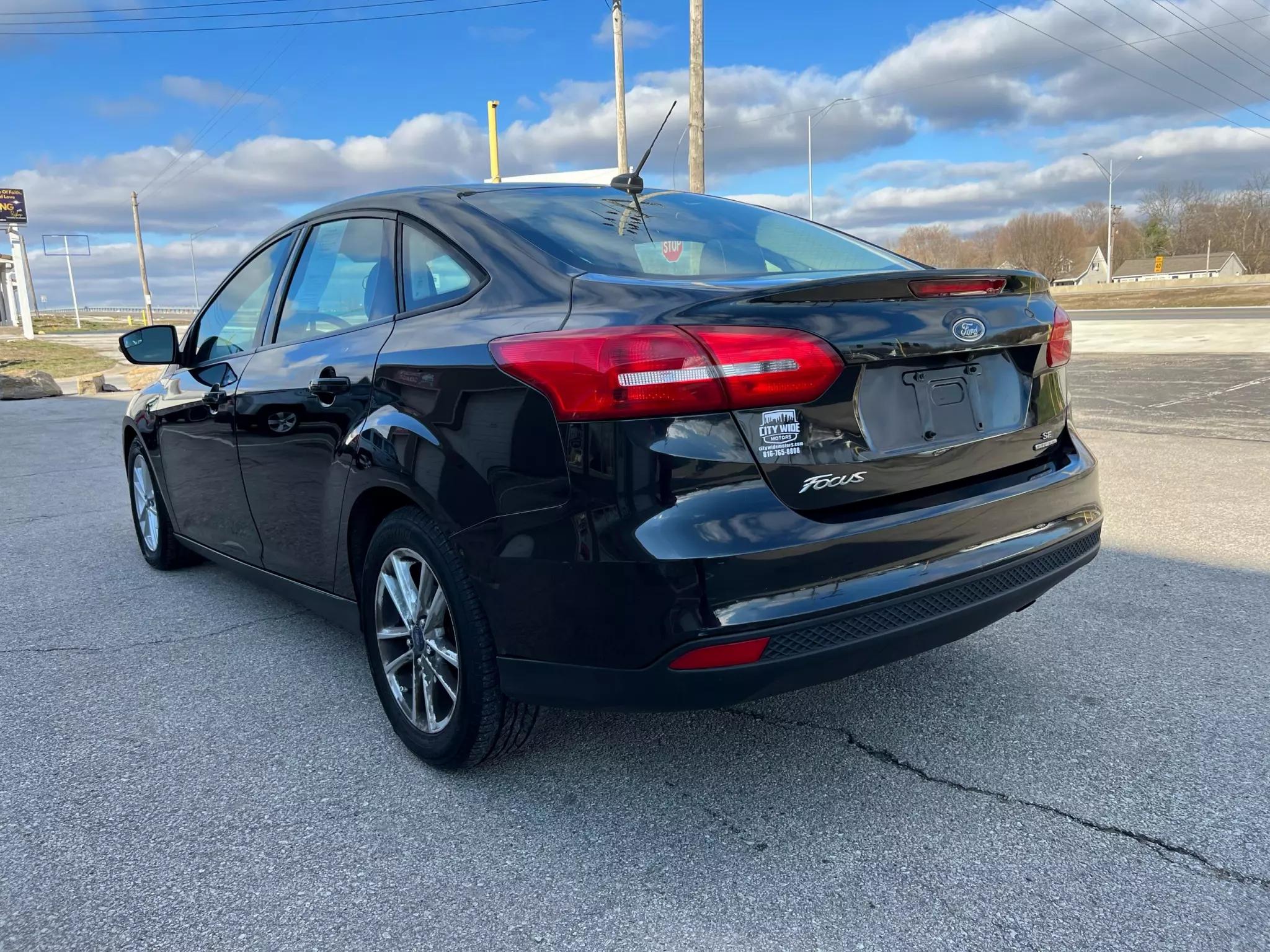 Ford Focus SE 2015 Black