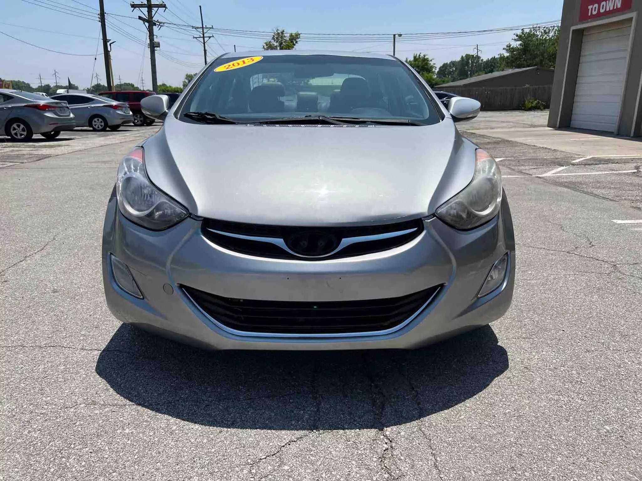 Hyundai Elantra Limited 2013 Gray