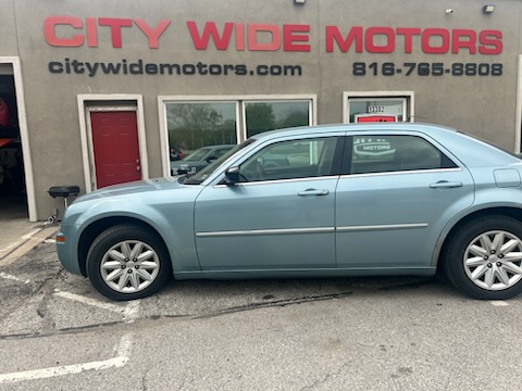 Chrysler 300 2008 Blue